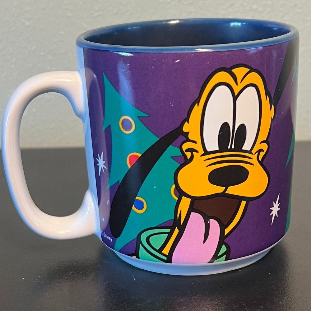 Vintage Disney Store PLUTO Christmas Tree Stars Ceramic Mug - Picture 4 of 10
